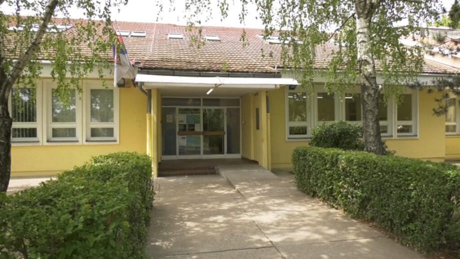 IB-Jasmina-medicinska-skola.00_07_02_10_.Still001-1024x576_.jpg